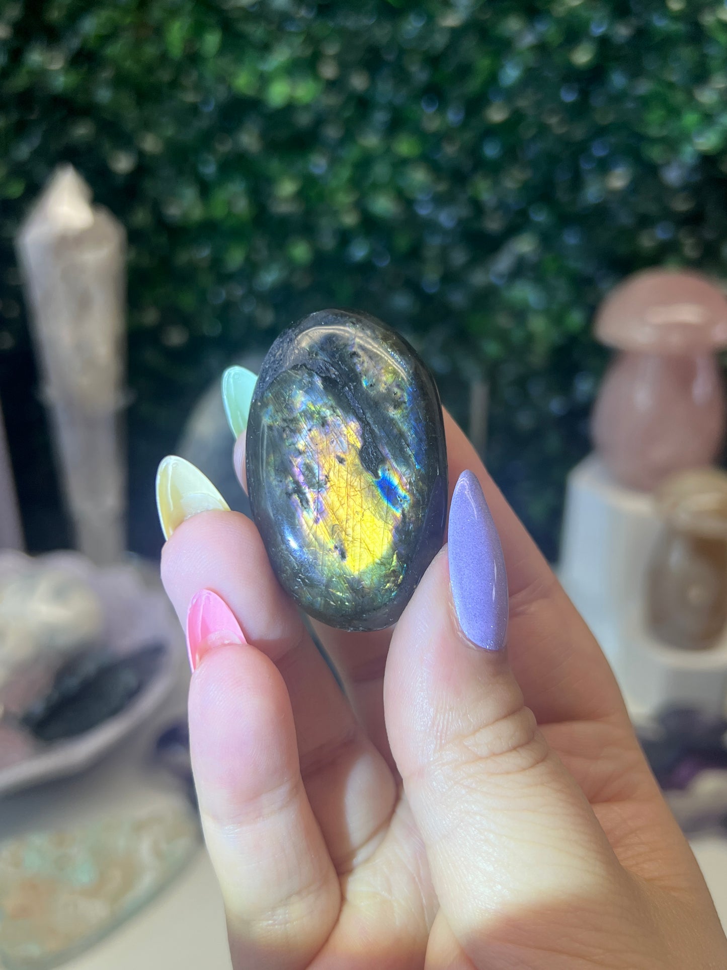 Labradorite Palmstone (Intuitively Chosen)