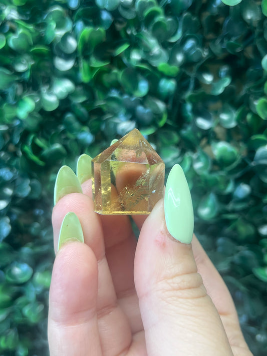 Imperfect Citrine Towers (INTUITIVELY CHOSEN)